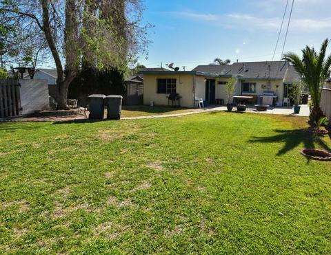 524 S Taper Ave, Compton, CA 90220 photo 12