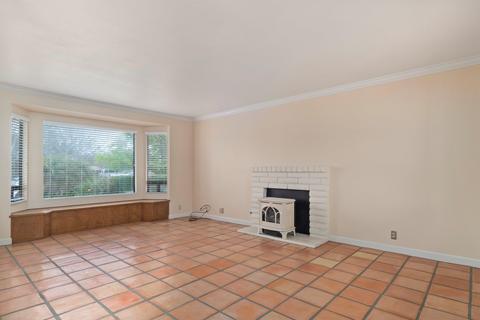 408 N 6th St, Lompoc, CA 93436 photo 5