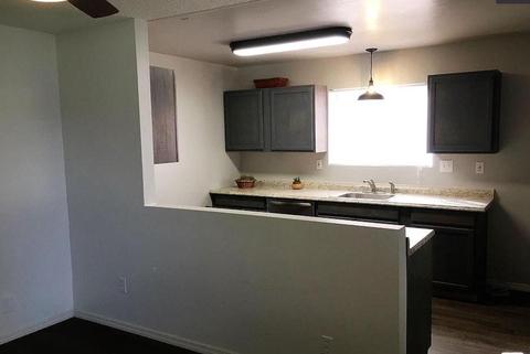 1328 Delta St, Carpinteria, CA 93013 photo 5