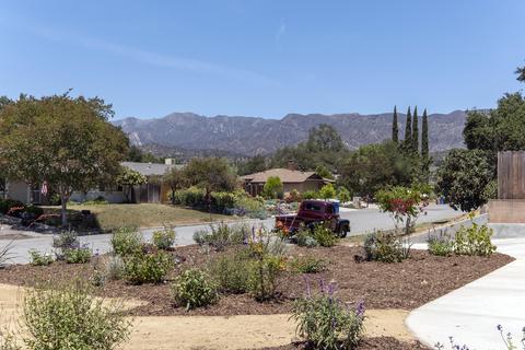 1136 Moreno Dr, Ojai, CA 93023 photo 2