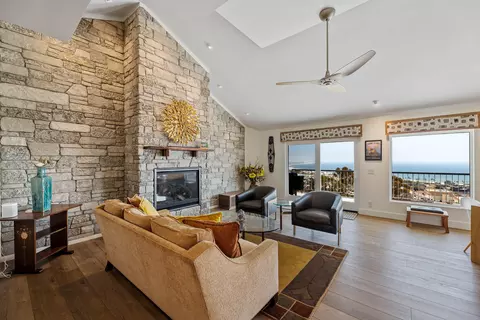 786 Summit Dr, Ventura, CA 93001 photo 3