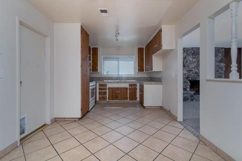 1009 W Lime Ave, Lompoc, CA 93436 photo 8