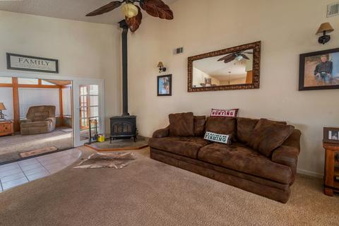 1517 Riverside Dr, Lompoc, CA 93436 photo 5