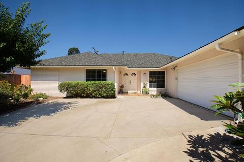 145 Sylvan Dr, Goleta, CA 93117 photo 2