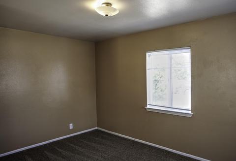 239 S B St, Lompoc, CA 93436 photo 11