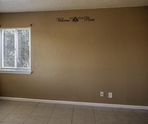 239 S B St, Lompoc, CA 93436 photo 5