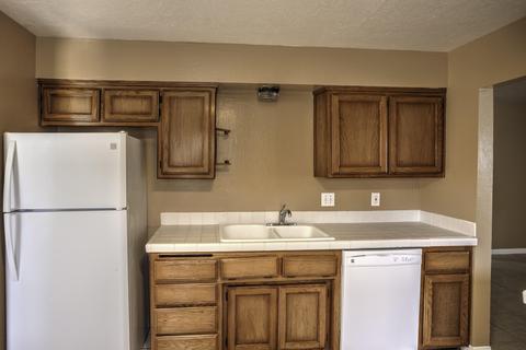 239 S B St, Lompoc, CA 93436 photo 7