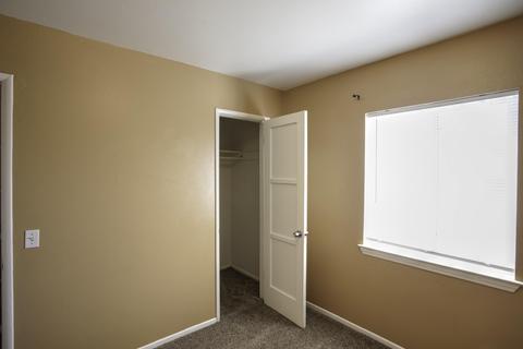 239 S B St, Lompoc, CA 93436 photo 16