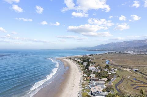 130 Ash Ave #2, Carpinteria, CA 93013 photo 2