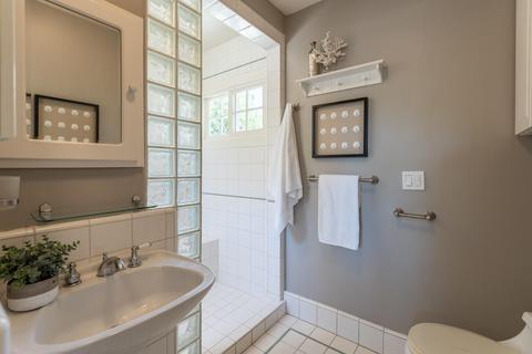 216 Ocean View Ave, Carpinteria, CA 93013 photo 18