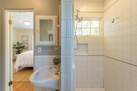 216 Ocean View Ave, Carpinteria, CA 93013 photo 17