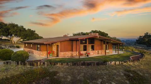 2770 Flora, Lompoc, CA 93436 photo 2