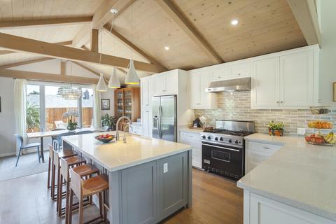 1476 Azalea Dr, Carpinteria, CA 93013 photo 4