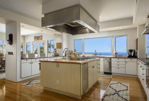 1984 Arriba St, Carpinteria, CA 93013 photo 10