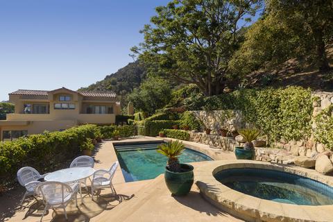 1984 Arriba St, Carpinteria, CA 93013 photo 3