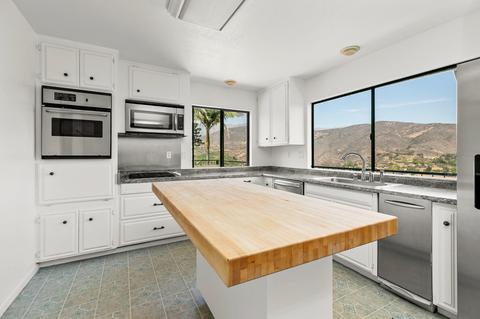 7337 Shepard Mesa Rd, Carpinteria, CA 93013 photo 9