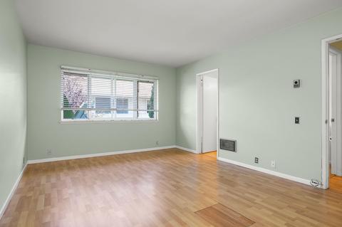 470 Linfield Pl #E, Goleta, CA 93117 photo 17