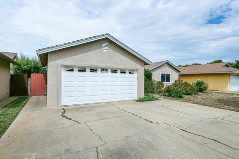 321 N V St, Lompoc, CA 93436 photo 3