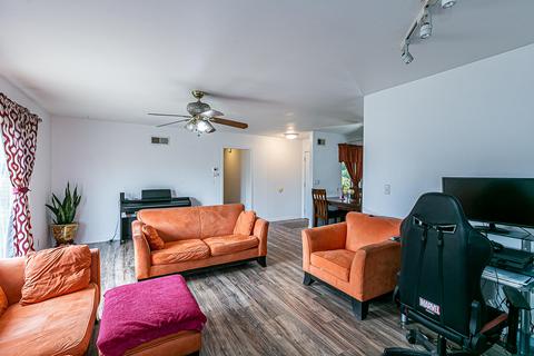 321 N V St, Lompoc, CA 93436 photo 9