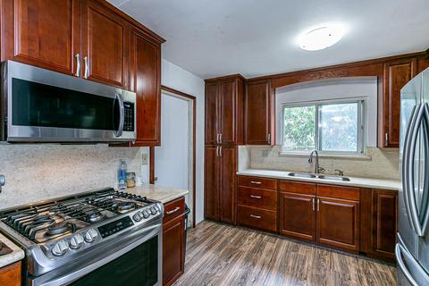 321 N V St, Lompoc, CA 93436 photo 11