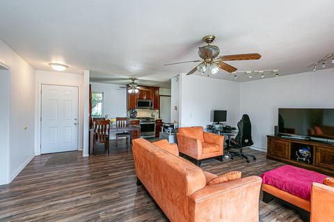 321 N V St, Lompoc, CA 93436 photo 5