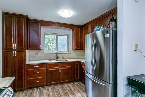 321 N V St, Lompoc, CA 93436 photo 12