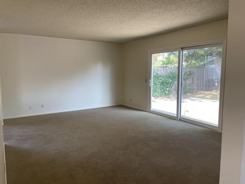 7572 Hempstead Ave, Goleta, CA 93117 photo 2