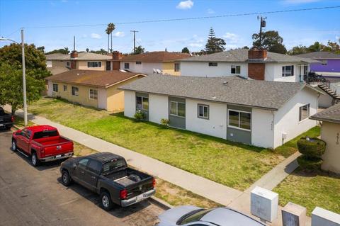 4600 Cloyne St, Oxnard, CA 93033 photo 2