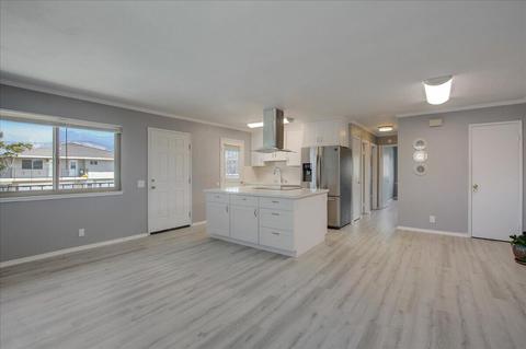 5950 Hickory St #4, Carpinteria, CA 93013 photo 3