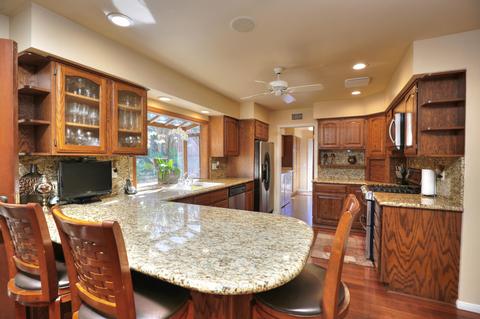 1548 Lisa St, Carpinteria, CA 93013 photo 4