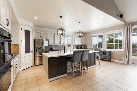 772 Tamarisk Dr, Lompoc, CA 93436 photo 5