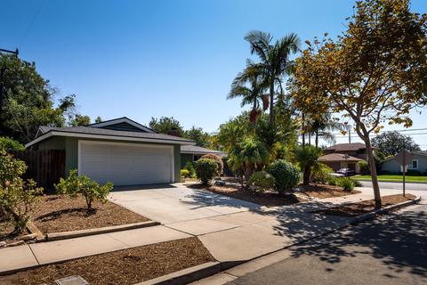 1306 La Manida St, Carpinteria, CA 93013 photo 1