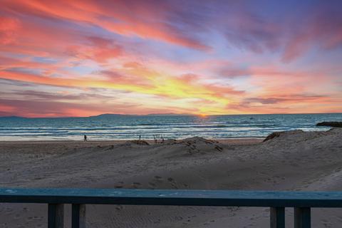 1217 Cornwall Ln, Ventura, CA 93001 photo 2
