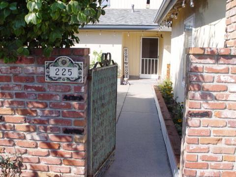 225 S 1st Pl, Lompoc, CA 93436 photo 3
