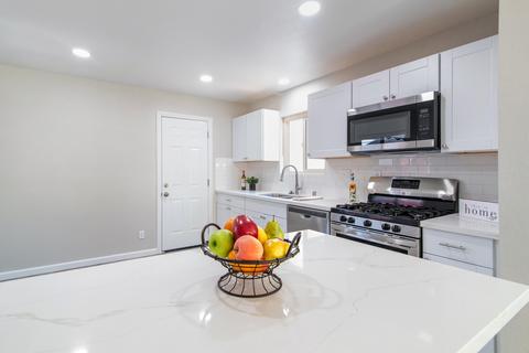 713 E Oak Ave, Lompoc, CA 93436 photo 4