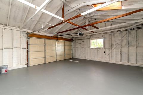 713 E Oak Ave, Lompoc, CA 93436 photo 18