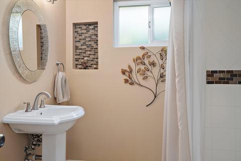 301 Bell Ave, Lompoc, CA 93436 photo 14