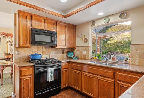 739 Via Alcazar, Camarillo, CA 93010 photo 20