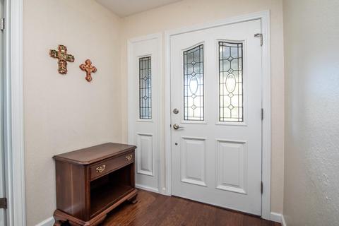 617 S C St, Lompoc, CA 93436 photo 9
