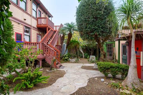 528 Brinkerhoff Ave, Santa Barbara, CA 93101 photo 6