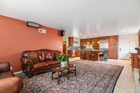 56 Surrey Pl, Goleta, CA 93117 photo 9
