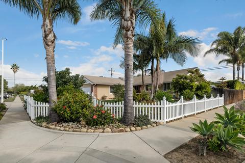 56 Surrey Pl, Goleta, CA 93117 photo 2