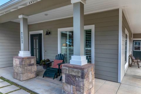 418 S N St, Lompoc, CA 93436 photo 3
