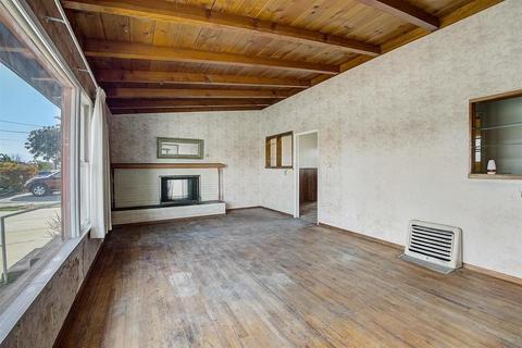 974 Orange Dr, Oxnard, CA 93036 photo 9