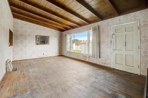974 Orange Dr, Oxnard, CA 93036 photo 7