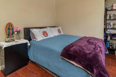 908 W Pine Ave, Lompoc, CA 93436 photo 11