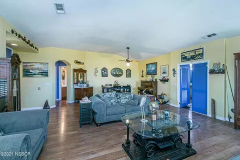 521 S Z St, Lompoc, CA 93436 photo 5