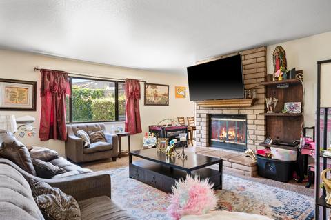 1340 N G St, Lompoc, CA 93436 photo 2