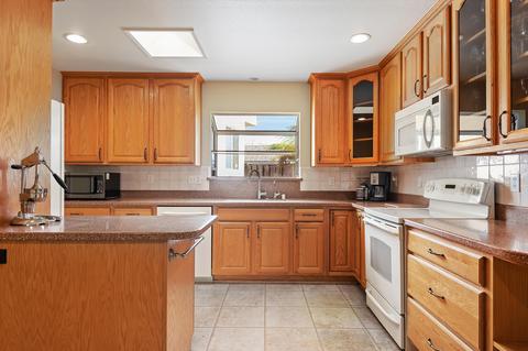 5524 Somerset Dr, Goleta, CA 93111 photo 7