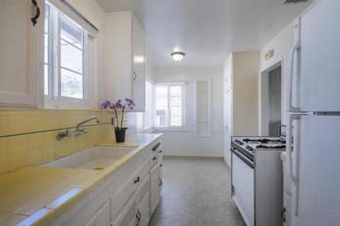 802 Eucalyptus Ave, Santa Barbara, CA 93101 photo 4